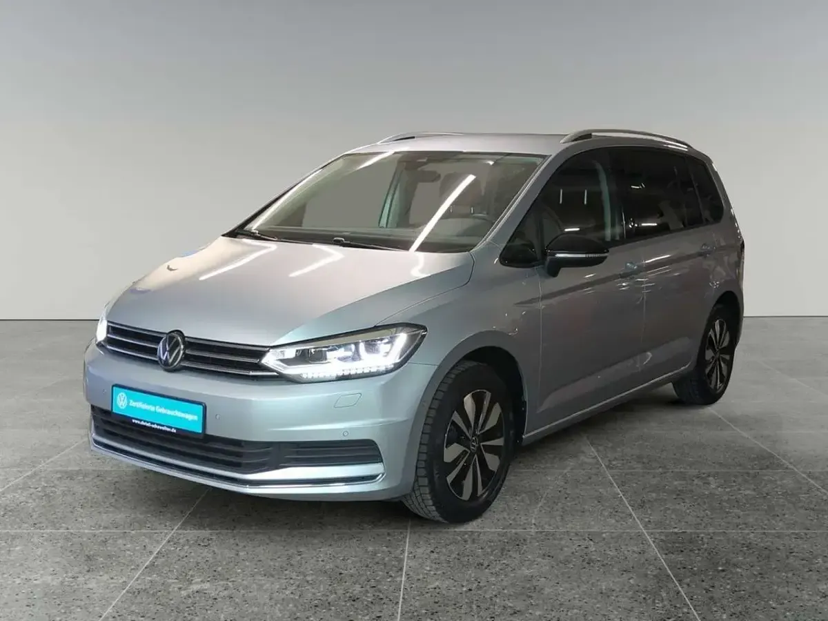 Gebraucht VW Touran Goal 150 PS (110 kW) 2025 Oyster silver metallic Van / Kleinbus