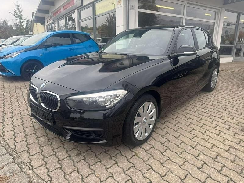 Schwarz Gebraucht 2017 BMW 116 Advantage Kleinwagen | 7.900 € (Guter Preis) - Bild 1/4