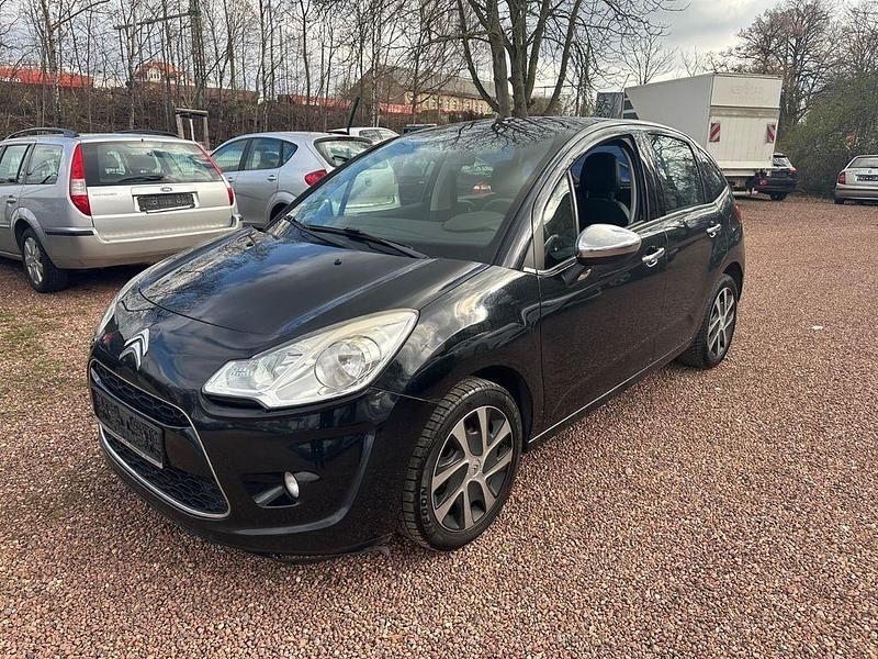 Gebraucht Citroën C3 SELECTION 92 PS (67 kW) 2012 Schwarz Limousine
