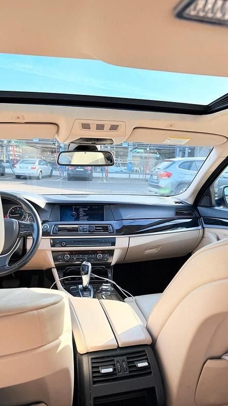 Gebraucht BMW 525 Luxury Line 218 PS (160 kW) 2012 Braun Limousine