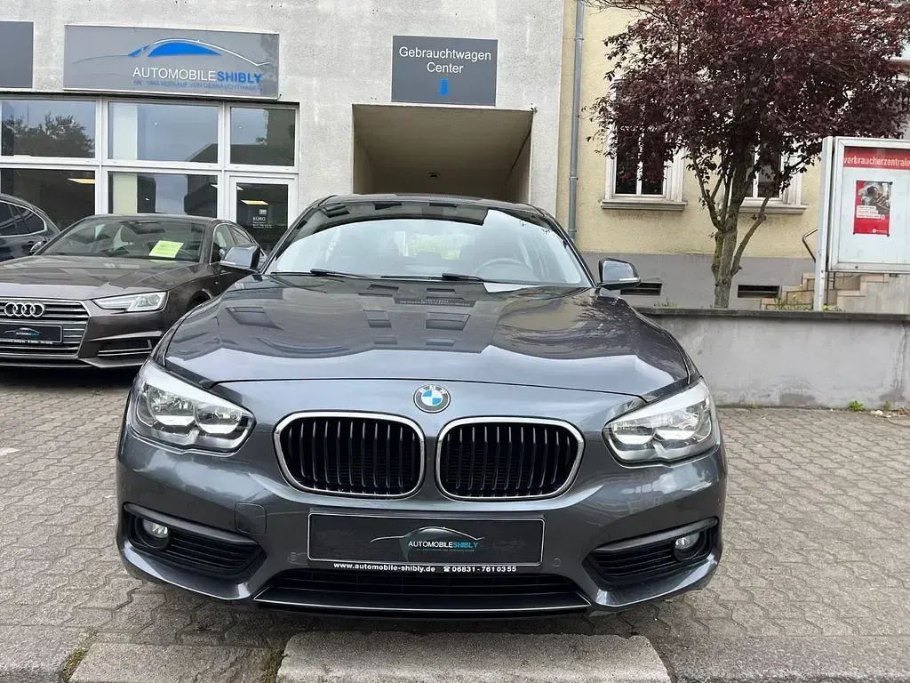 Gebraucht BMW 118 Advantage 136 PS (100 kW) 2016 Grau Kleinwagen
