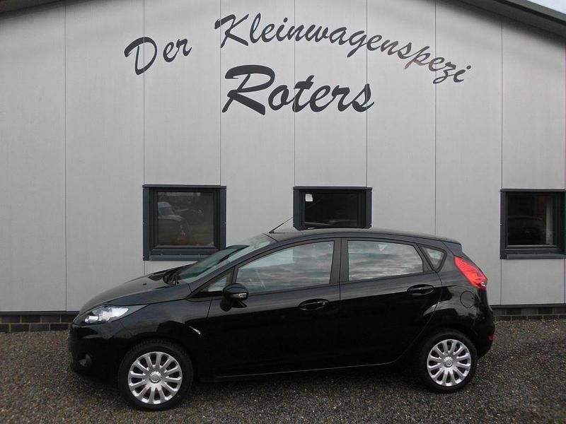 Gebraucht Ford Fiesta 60 PS (44 kW) 2010 Schwarz Limousine