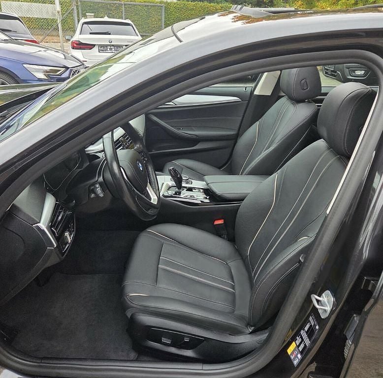 Gebraucht BMW 545e 394 PS (289 kW) 2021 Schwarz Limousine