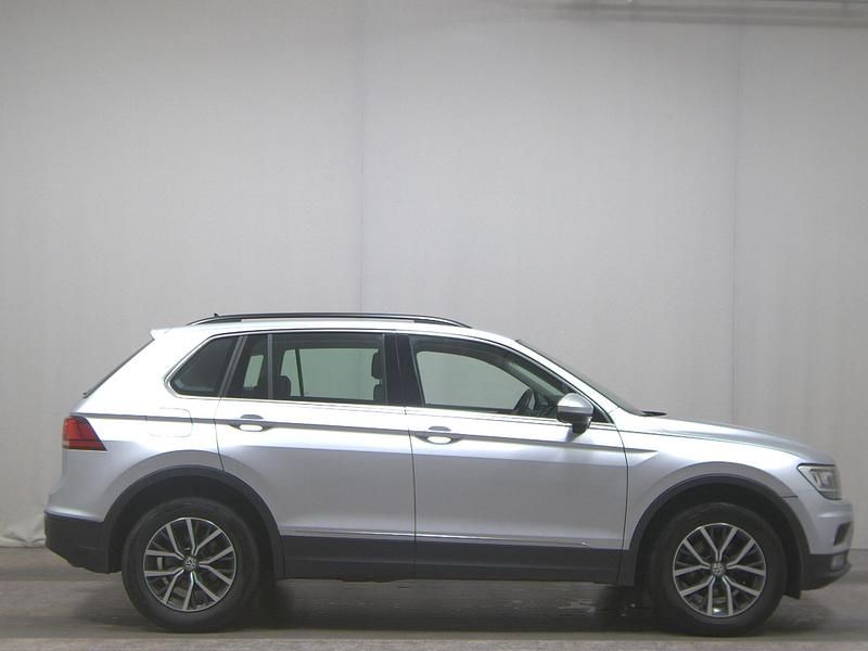 Silber Gebraucht 2020 VW Tiguan Comfortline SUV | 18.480 € (Superpreis) - Bild 1/4