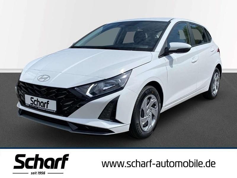 Weiss Gebraucht 2025 Hyundai i20 Select Kleinwagen | 16.990 € (Fairer Preis) - Bild 1/3