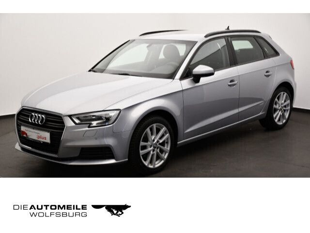 Silber Gebraucht 2019 Audi A3 Sportback Comfort Limousine | 17.190 € (Guter Preis) - Bild 1/4