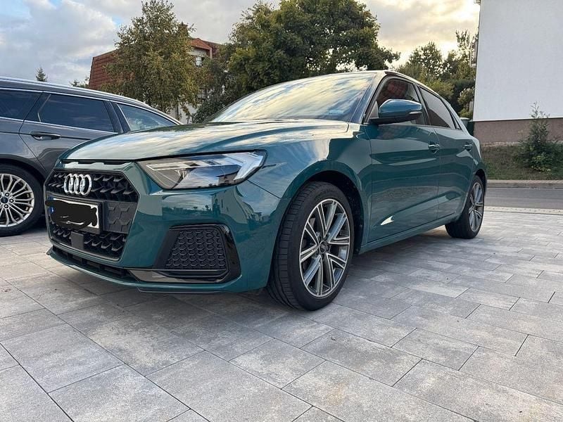 Gebraucht Audi A1 Sportback Advanced 110 PS (80 kW) 2021 Grün Kleinwagen