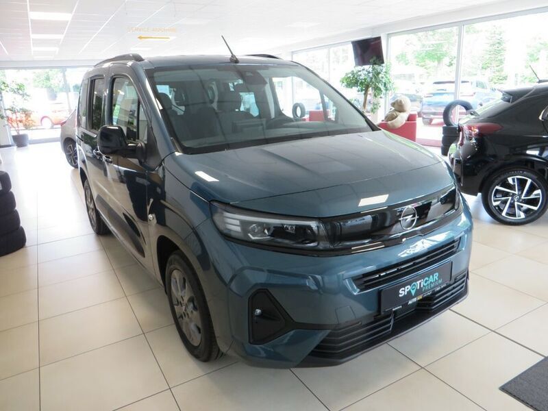 Blau Neu 2025 Opel Combo Life Edition+ Limousine | 25.980 € (Fairer Preis) - Bild 1/4