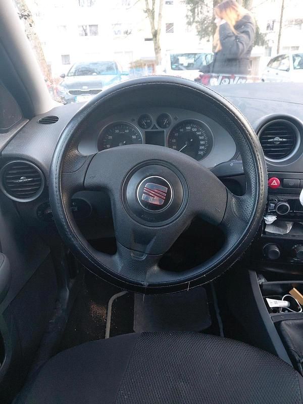 Gebraucht Seat Cordoba 89 PS (65 kW) 2003 Limousine