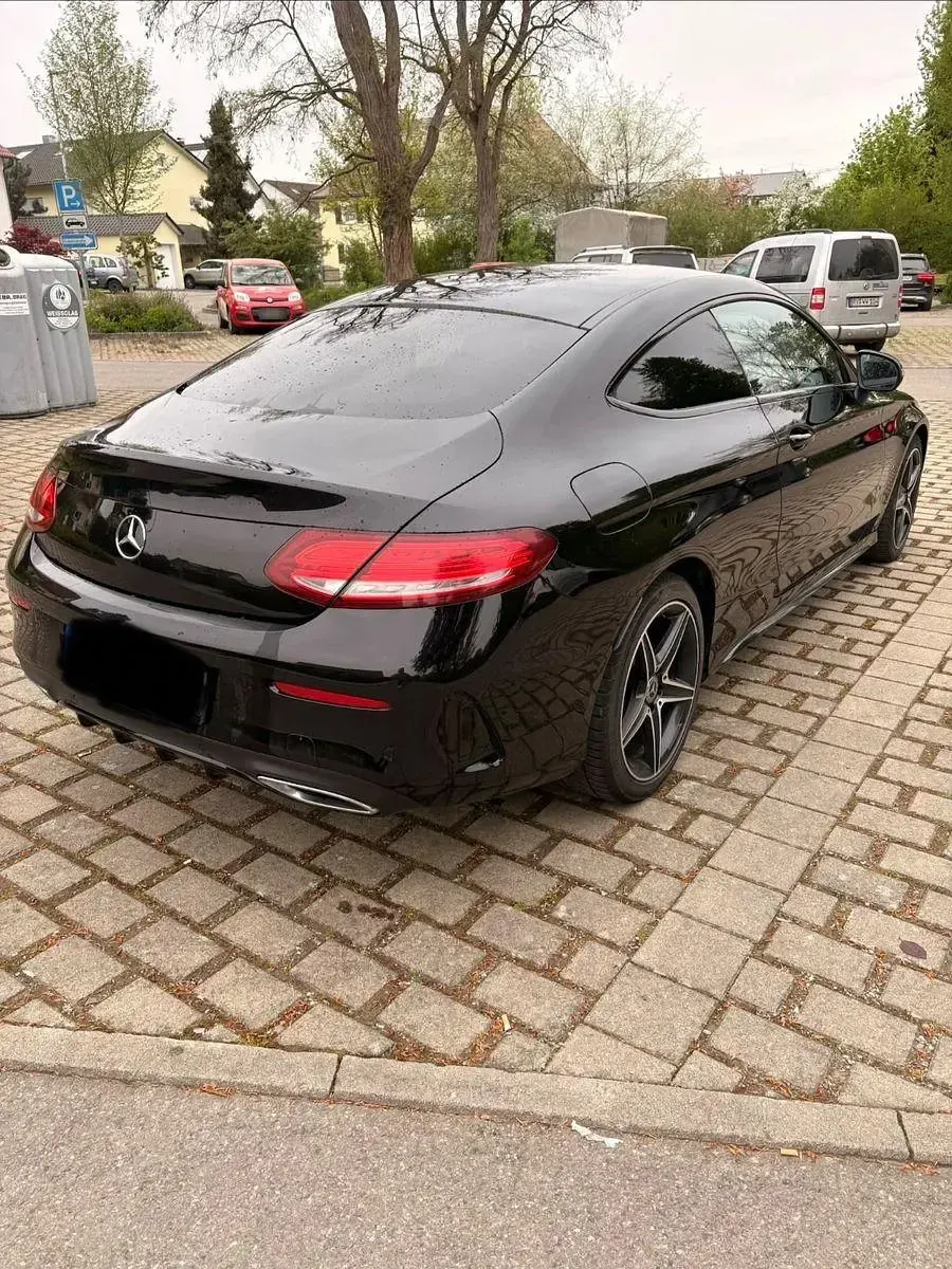 Gebraucht Mercedes C250 AMG line 204 PS (150 kW) 2017 Schwarz Coupé