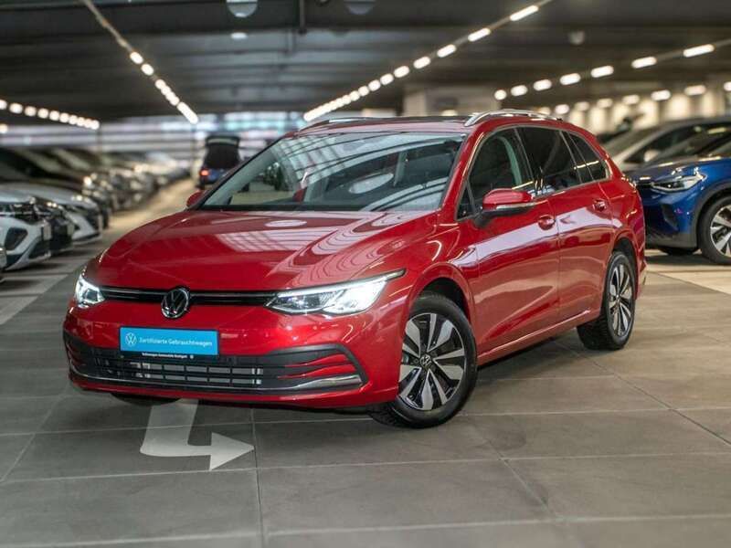 Rot (kings red metallic) Gebraucht 2023 VW Golf VIII Move Kombi | 24.731 € (Fairer Preis) - Bild 1/4
