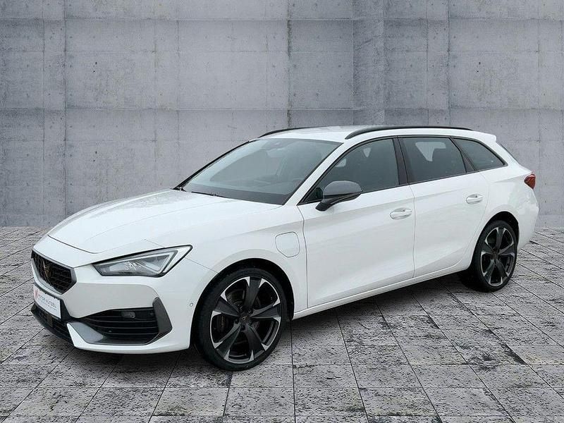Second-hand Cupra Leon 245 CP (180 kW) 2021 Alb Break