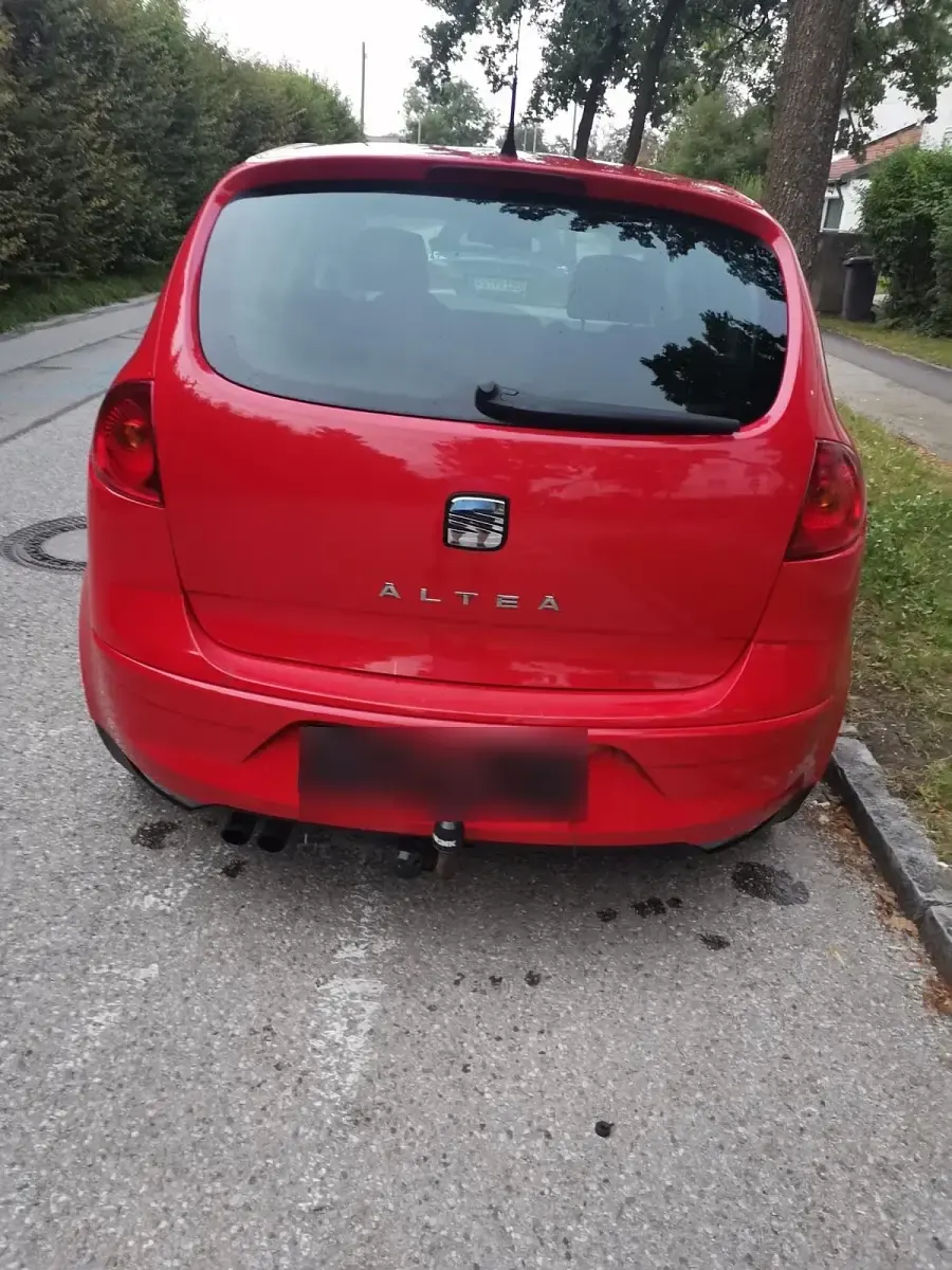 Gebraucht Seat Altea 140 PS (102 kW) 2009 Rot Limousine