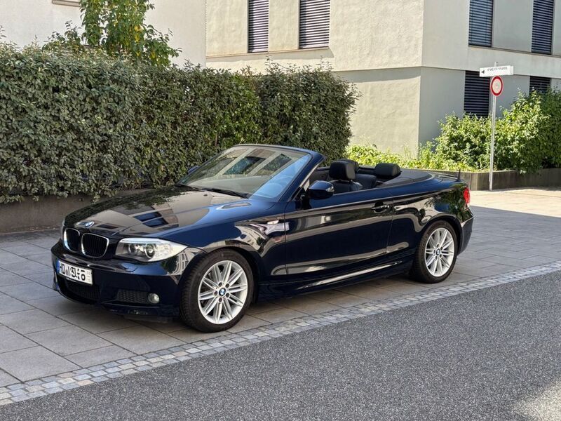 Schwarz Gebraucht 2013 BMW 118 Cabriolet M Sport Cabrio | 13.900 € (Etwas zu teuer) - Bild 1/4