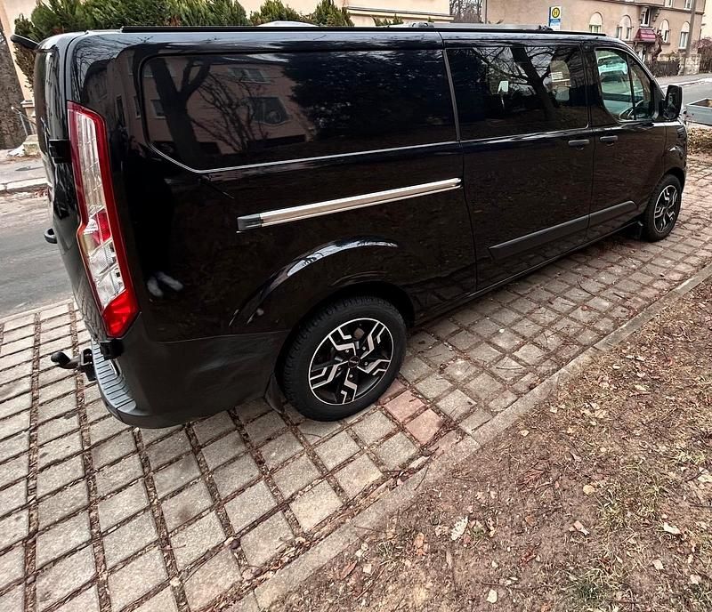 Gebraucht Ford Transit 125 PS (91 kW) 2013 Schwarz Van / Kleinbus