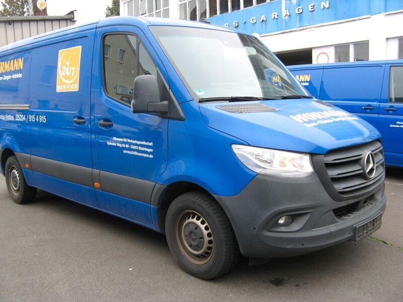 Blau Gebraucht 2019 Mercedes Sprinter Van | 22.015 € (Fairer Preis) - Bild 1/4