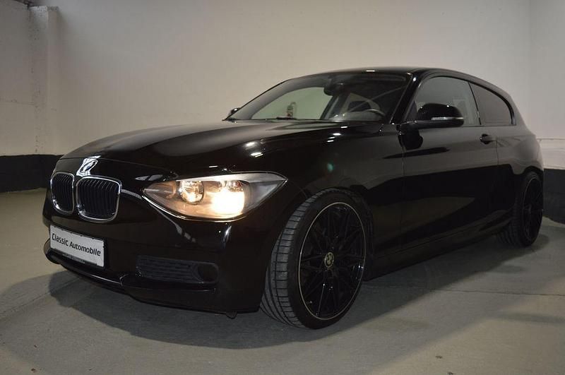 Schwarz Gebraucht 2012 BMW 114 Kleinwagen | 5.900 € (Fairer Preis) - Bild 1/4