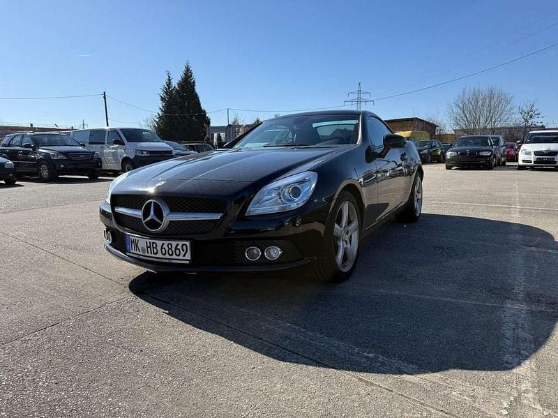 Gebraucht Mercedes SLK200 184 PS (135 kW) 2014 Obsidianschwarz  metalliclack Cabrio