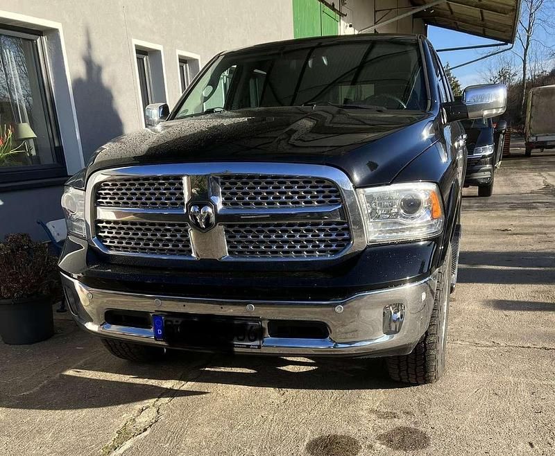 Schwarz Gebraucht 2014 Dodge Ram Abholung | 32.000 € (Fairer Preis) - Bild 1/4