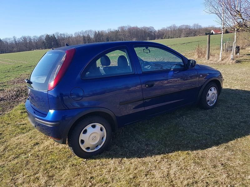 Gebraucht Opel Corsa 60 PS (44 kW) 2005 Blau Kleinwagen