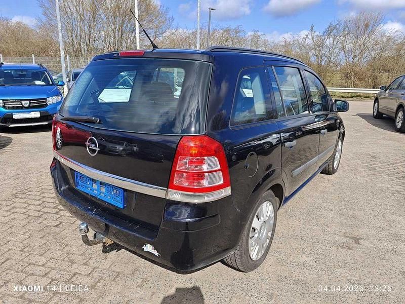 Gebraucht Opel Zafira Edition 140 PS (102 kW) 2010 Schwarz Van / Kleinbus