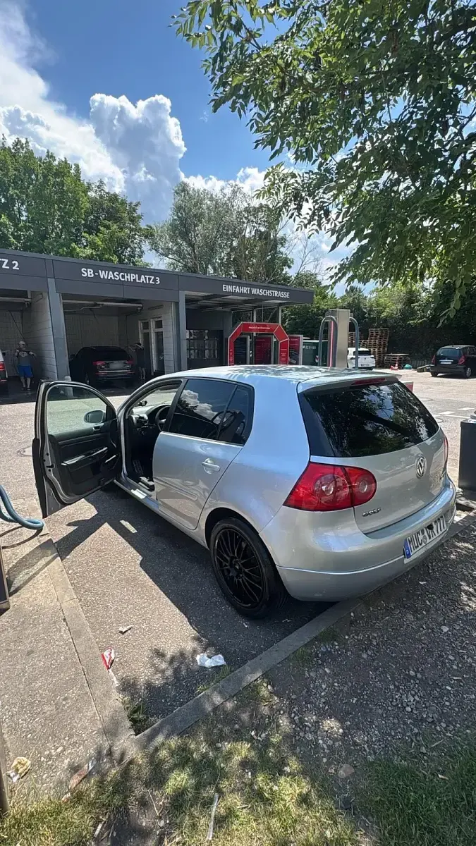 Gebraucht VW Golf V 150 PS (110 kW) 2004 Silber Kleinwagen