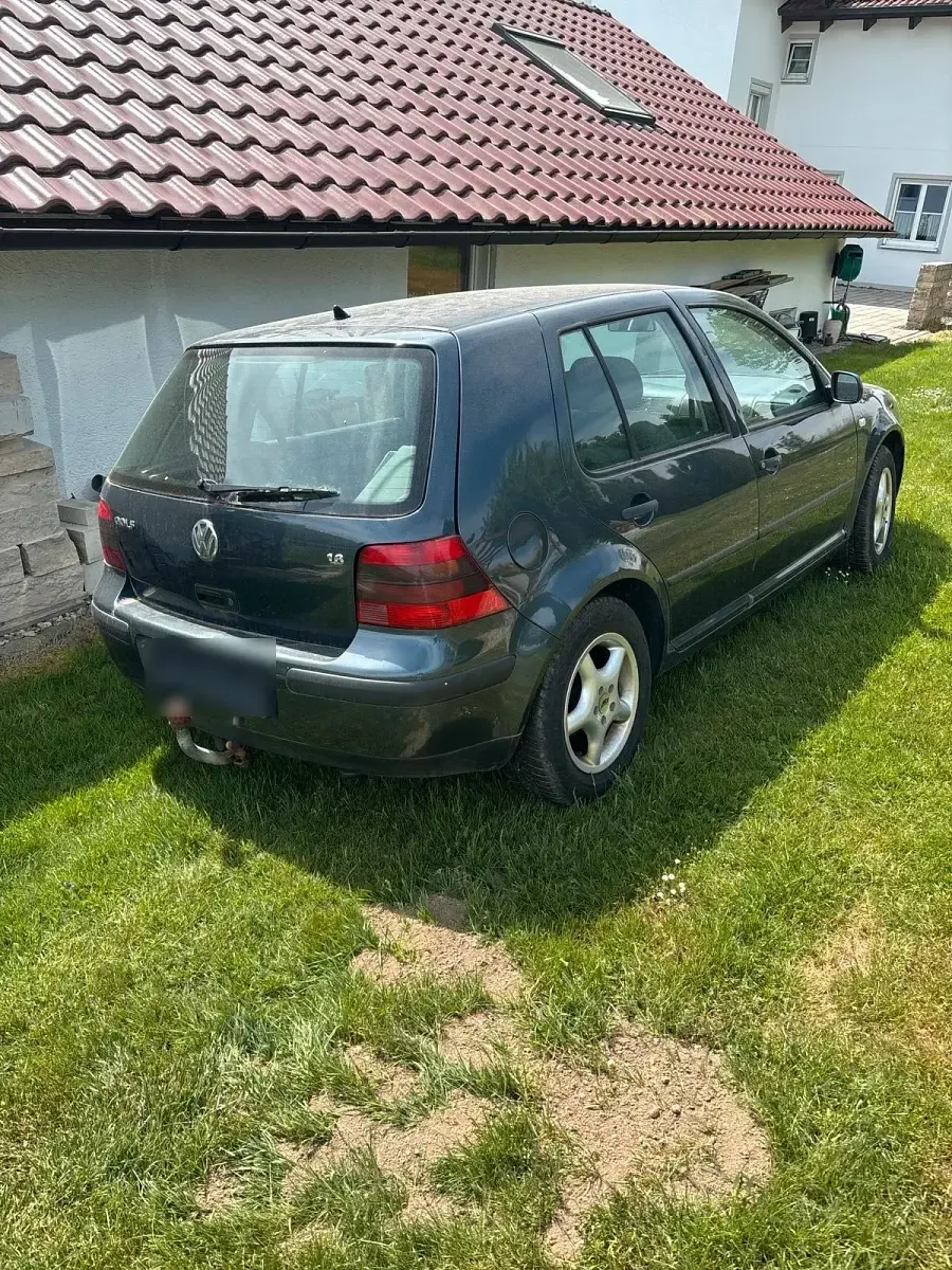 Occasion VW Golf IV 105 ch (77 kW) 2000 Gris Citadine