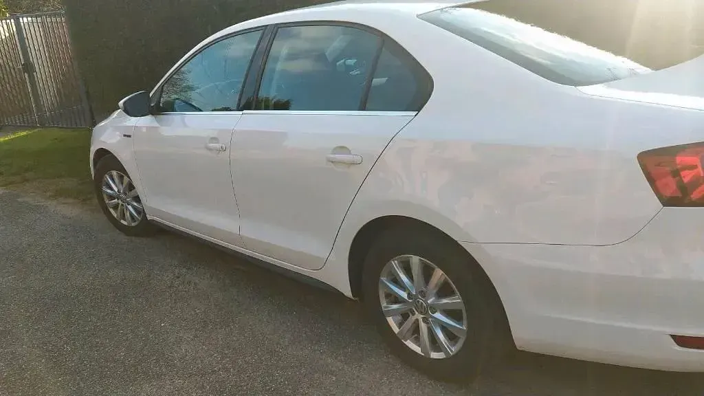 Gebraucht VW Jetta 150 PS (110 kW) 2013 Weiß Limousine