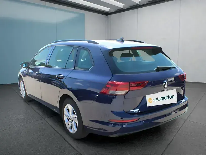 Gebraucht VW Golf VII 150 PS (110 kW) 2021 Blau Kleinwagen