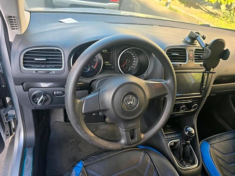 Grau Gebraucht 2012 VW Golf VI Kombi | 5.000 € (Fairer Preis) - Bild 1/4