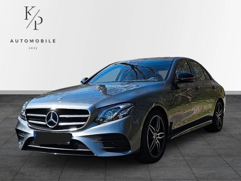 Grau Gebraucht 2019 Mercedes E300 Business Limousine | 30.999 € (Guter Preis) - Bild 1/4