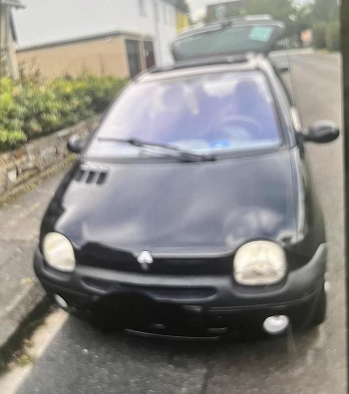 Schwarz Gebraucht 2001 Renault Twingo Kleinwagen | 1.199 € (Fairer Preis) - Bild 1/4