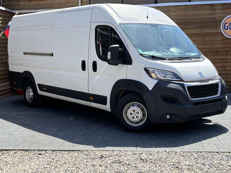Weiß Gebraucht 2019 Peugeot Boxer Active Van | 12.900 € - Bild 1/4