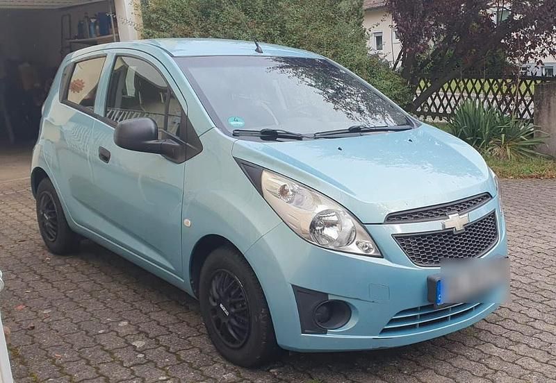 Grün Gebraucht 2012 Chevrolet Spark Kleinwagen | 2.800 € (Fairer Preis) - Bild 1/4