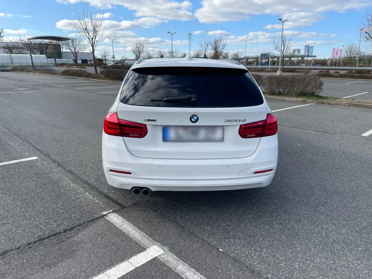 Używany BMW 320 190 KM (139 kW) 2016 Biały Kombi