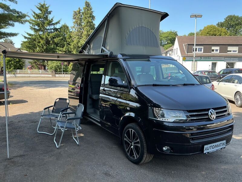 Schwarz Gebraucht 2015 VW T5 Comfortline Van | 35.950 € - Bild 1/4