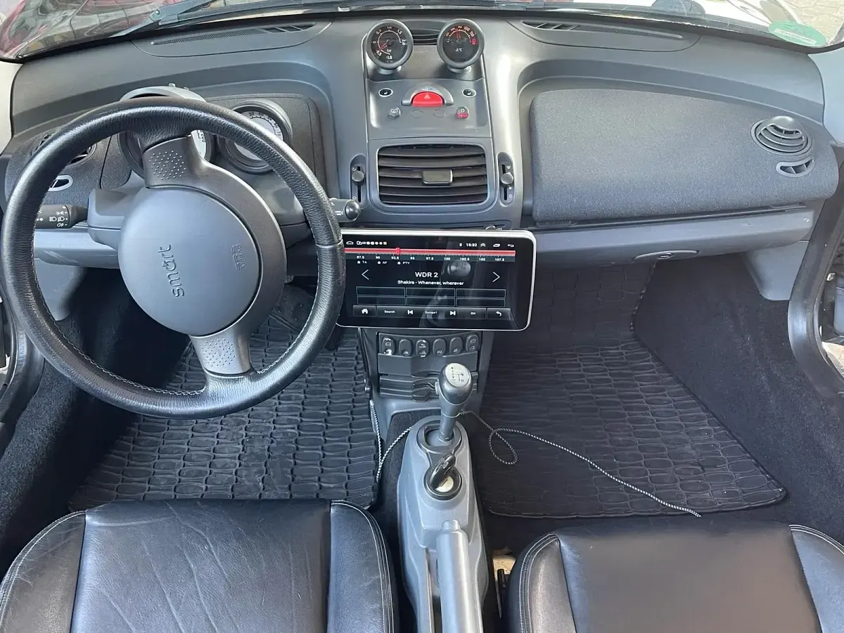 Gebraucht Smart Roadster 82 PS (60 kW) 2003 Schwarz Cabrio