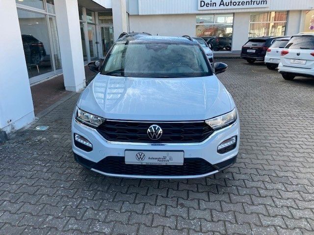 Gebraucht VW T-Roc Active 150 PS (110 kW) 2021 White silver metallic (metallic) SUV