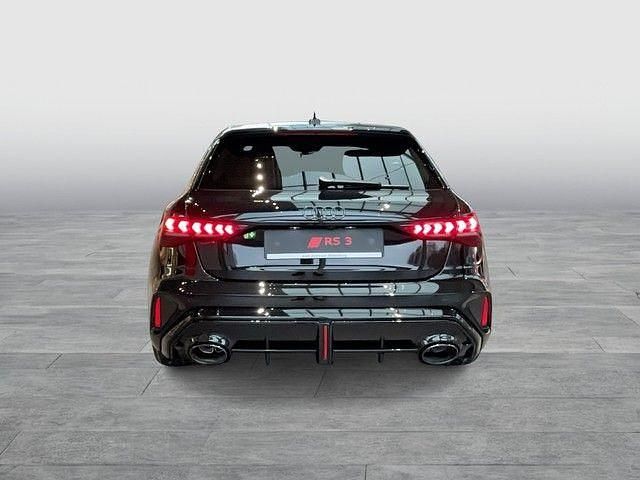 Neu Audi RS3 Sport 400 PS (294 kW) 2026 Schwarz Limousine