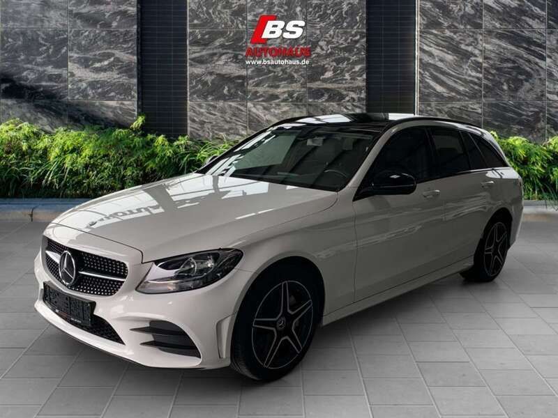 Polarweiss unilack Gebraucht 2018 Mercedes C400 AMG line Kombi | 32.990 € (Fairer Preis) - Bild 1/4