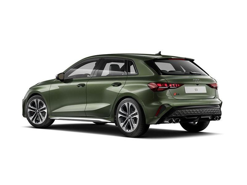 Gebraucht Audi S3 Ambiente 333 PS (244 kW) 2025 Distriktgrün metallic Limousine