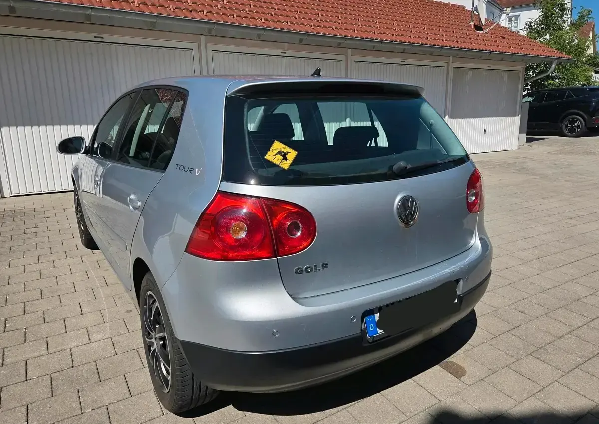 Gebraucht VW Golf V 80 PS (58 kW) 2007 Silber Kleinwagen