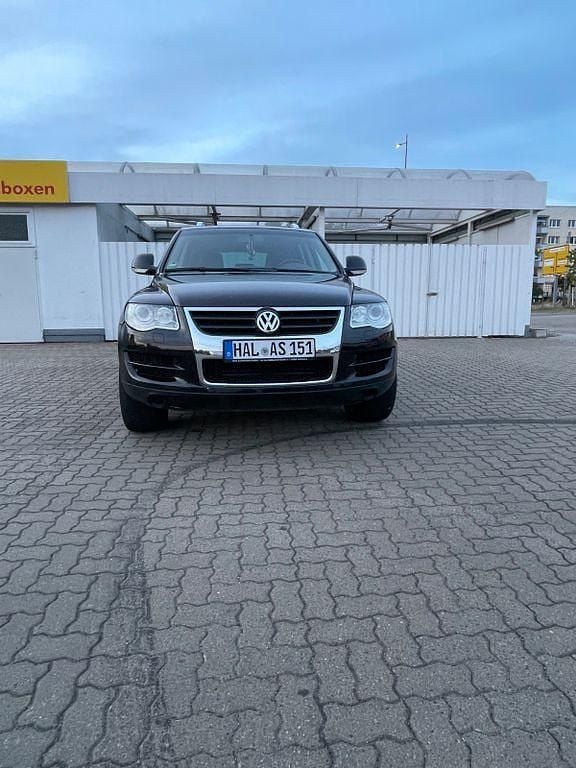 Schwarz Gebraucht 2009 VW Touareg SUV | 7.299 € (Guter Preis) - Bild 1/4
