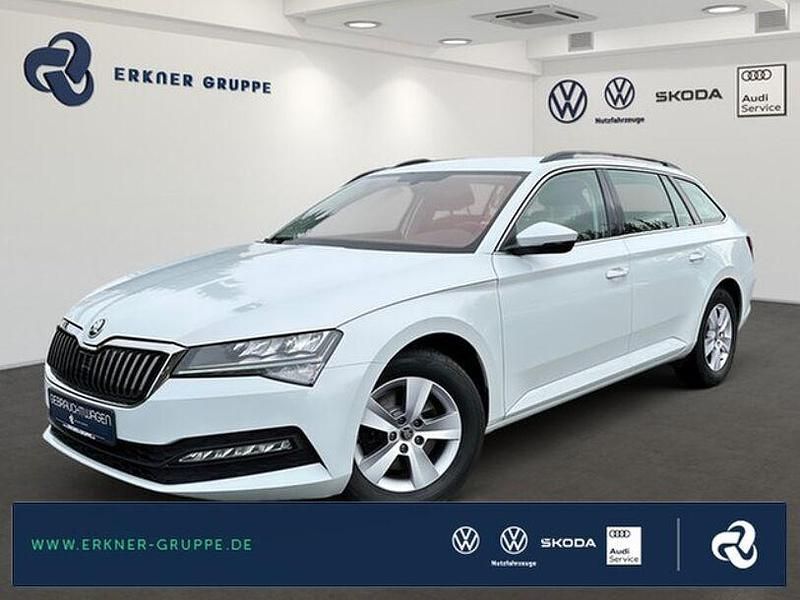 Weiss Gebraucht 2021 Skoda Superb Ambition Kombi | 22.299 € (Guter Preis) - Bild 1/4