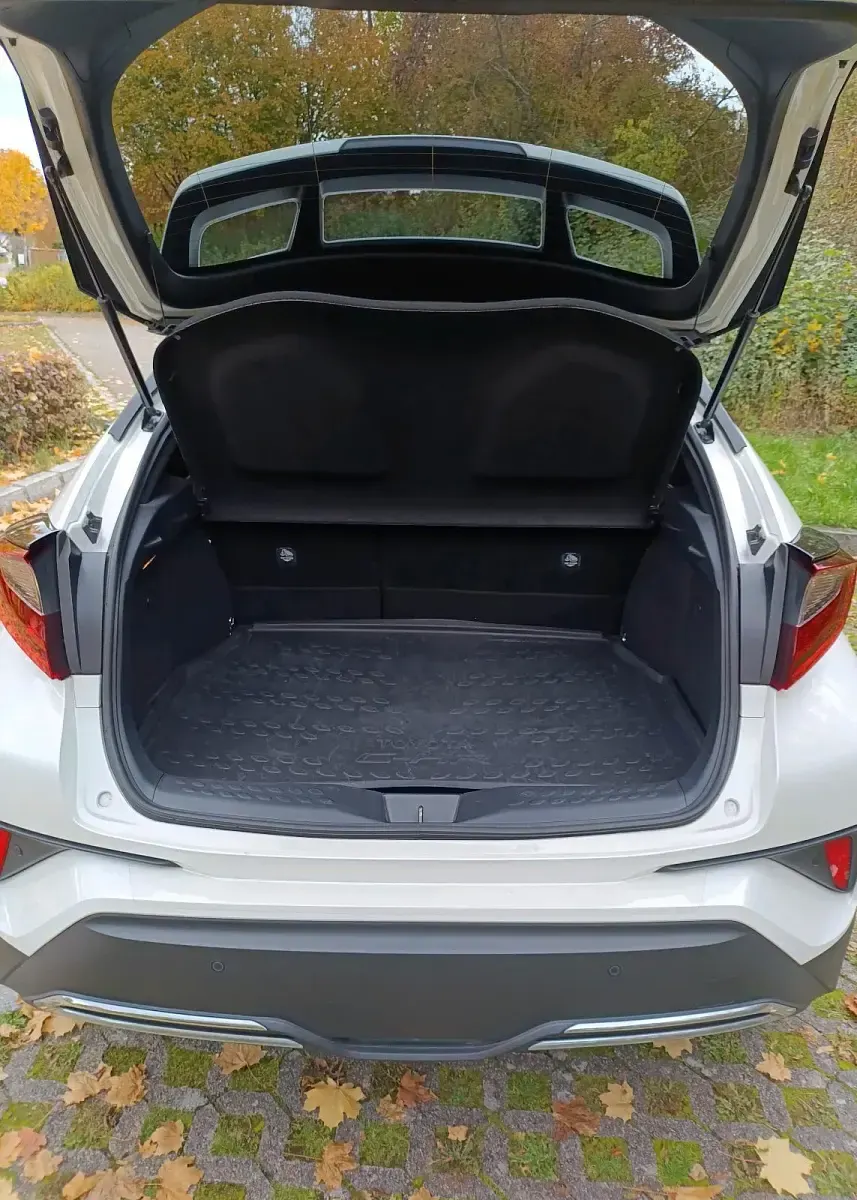 Gebraucht Toyota C-HR 184 PS (135 kW) 2021 Weiß SUV