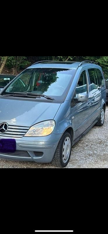 Gebraucht Mercedes Vaneo 72 PS (52 kW) 2004 Silber Van / Kleinbus