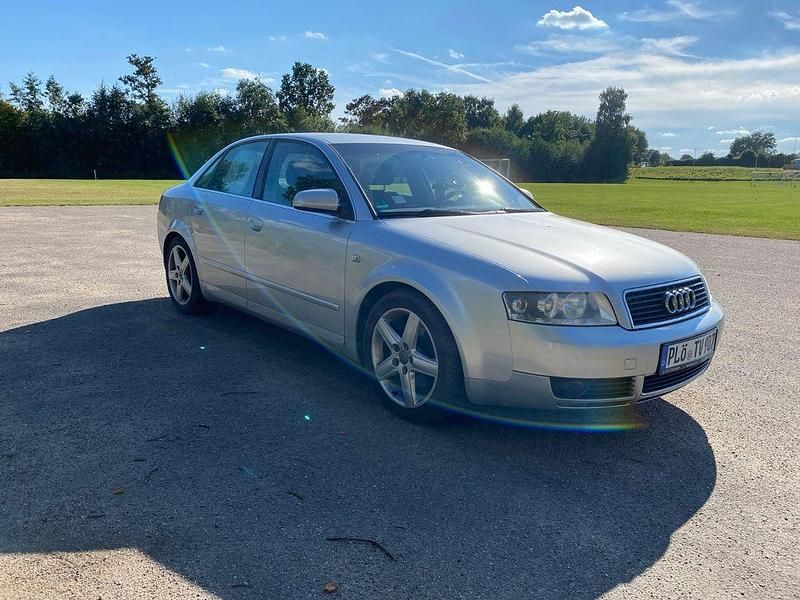 Gebraucht Audi A4 Sport 163 PS (119 kW) 2004 Silber Limousine