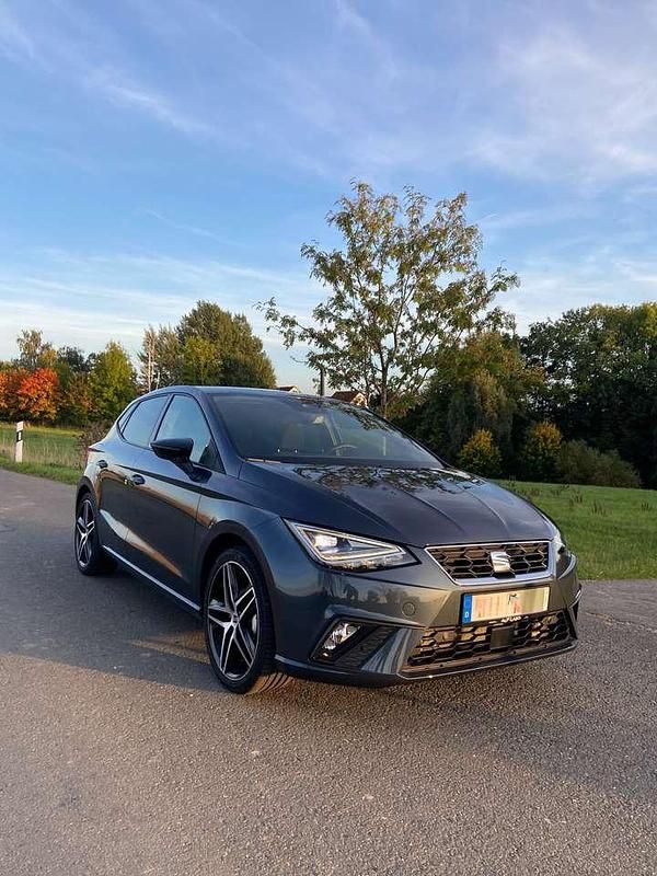 Gebraucht Seat Ibiza FR 80 PS (58 kW) 2022 Grau Kleinwagen