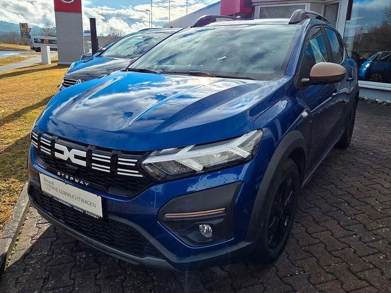 Blau Gebraucht 2024 Dacia Sandero Extreme Kleinwagen | 17.490 € (Fairer Preis) - Bild 1/4