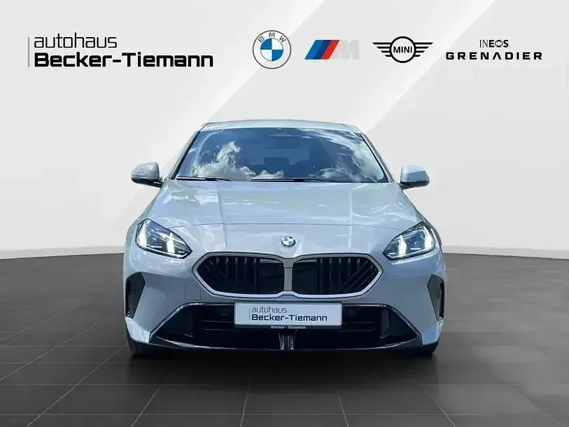 Gebraucht BMW 120 M Sport 156 PS (114 kW) 2025 M brooklyn grau Kleinwagen